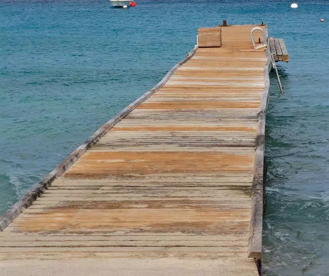 پانسیون Cotton House