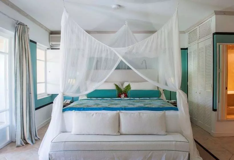 پانسیون Cotton House