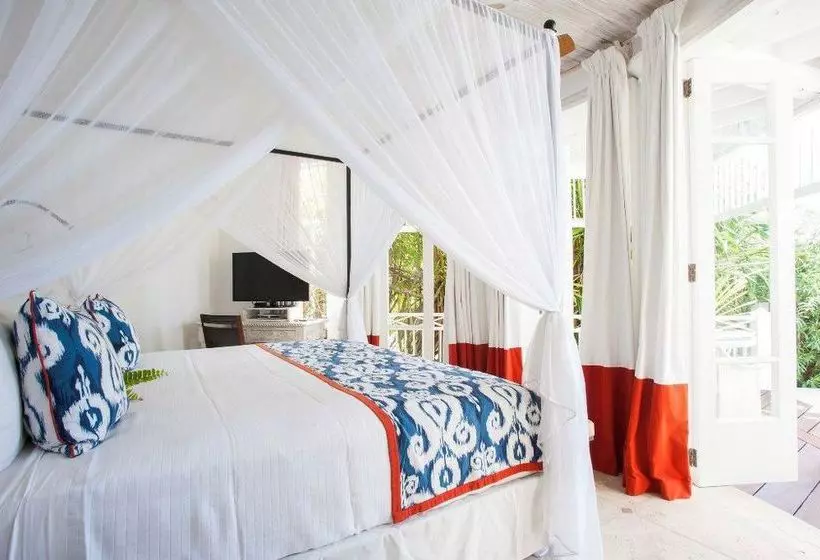 پانسیون Cotton House