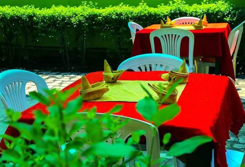 Kamwe Kamwe Hotel & Spa