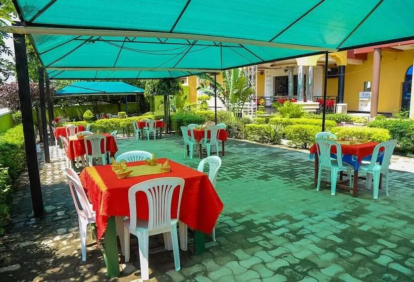 Kamwe Kamwe Hotel & Spa