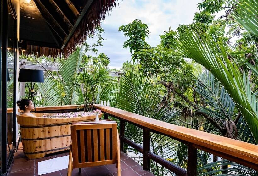 فندق Rivertree Villa & Resort