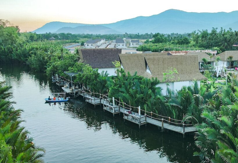 فندق Rivertree Villa & Resort