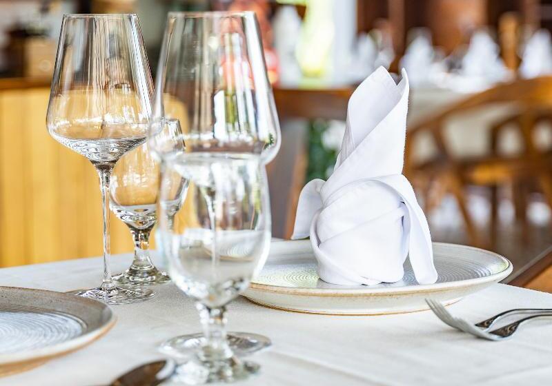 فندق Rivertree Villa & Resort