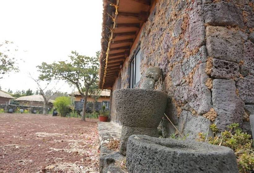 Hotel Seogwipo Chogain Inn Guest House