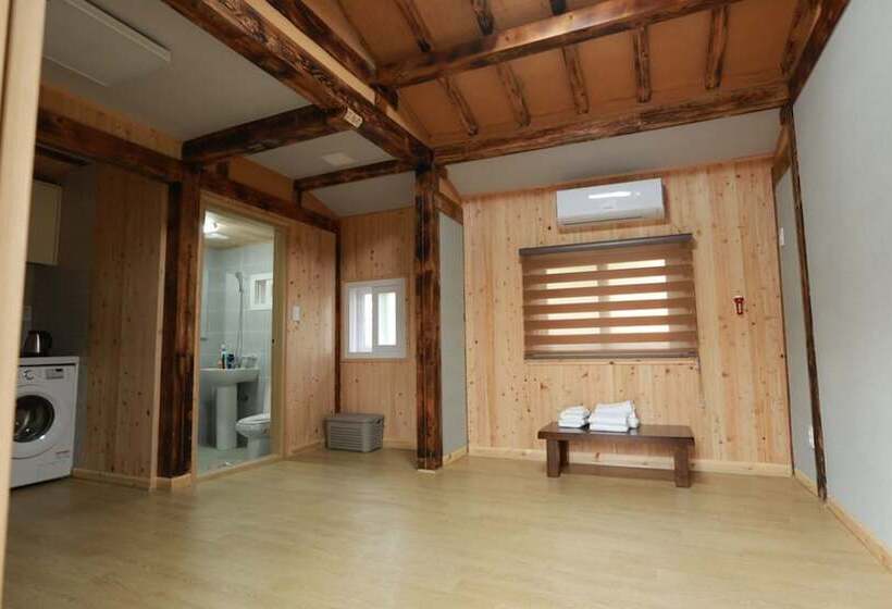 Hotel Seogwipo Chogain Inn Guest House