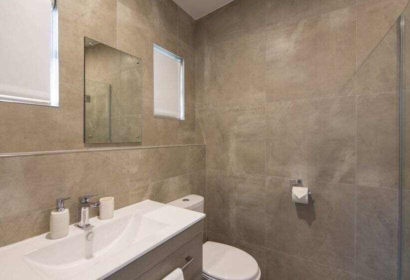 Abba Court Motel & Apartments