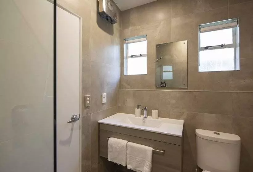 Abba Court Motel & Apartments