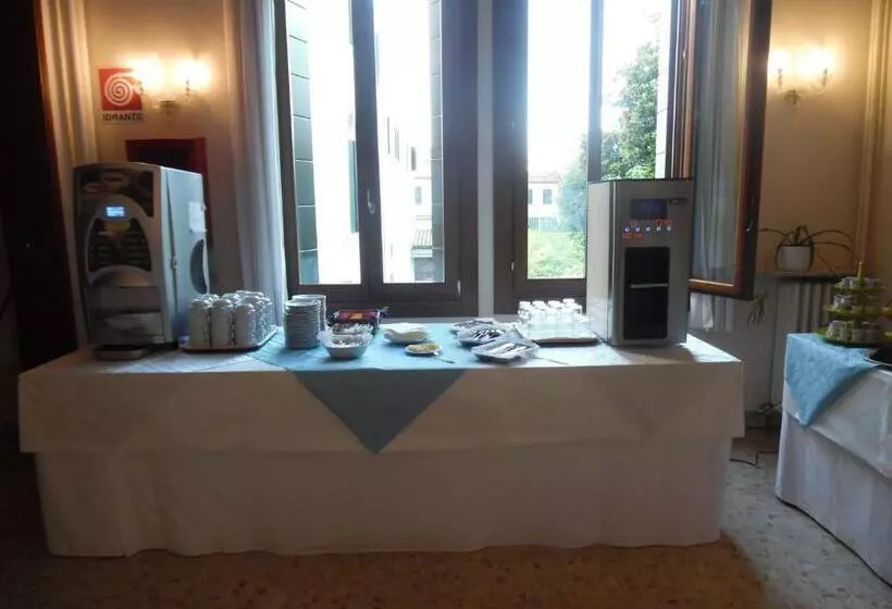 تختخواب و صبحانه Casa Caburlotto