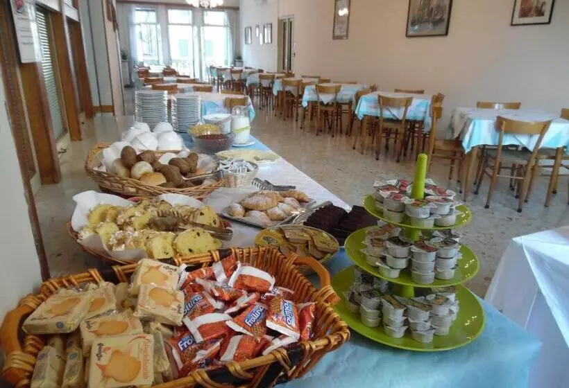 تختخواب و صبحانه Casa Caburlotto