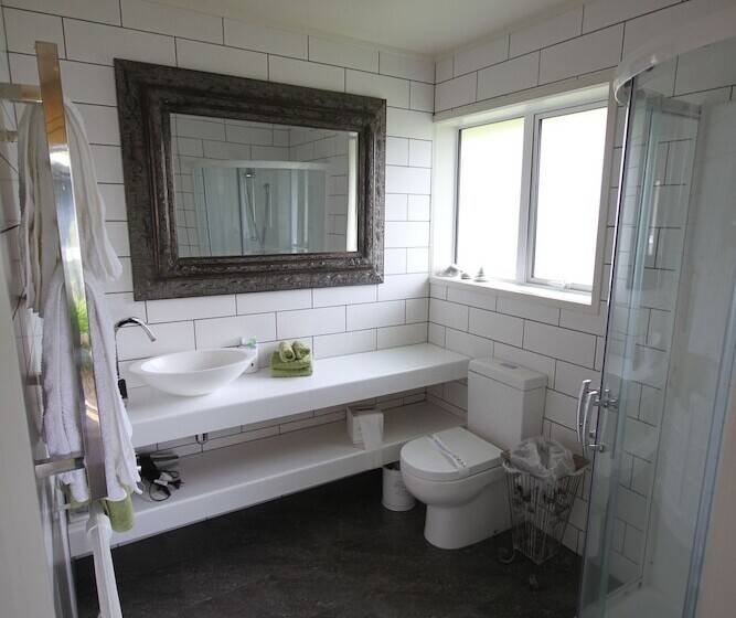 Bed & Breakfast Doolan S Country Retreat  Adults Only