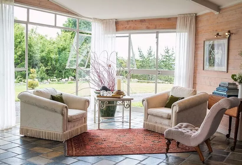 Bed and Breakfast Doolan S Country Retreat  Adults Only