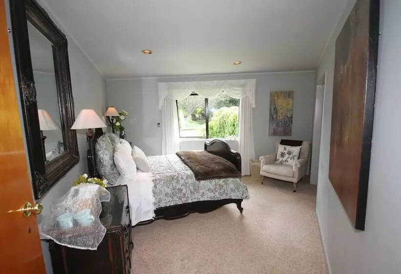 Bed and Breakfast Doolan S Country Retreat  Adults Only