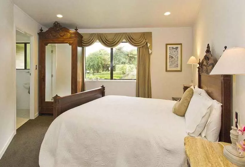 Bed and Breakfast Doolan S Country Retreat  Adults Only