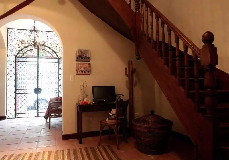 هتل Boutique Balcon De La Plaza