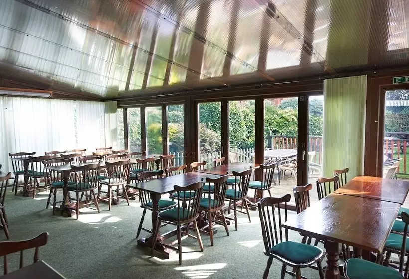 Отель Camden Arms