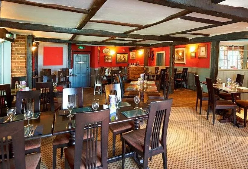 Отель Camden Arms