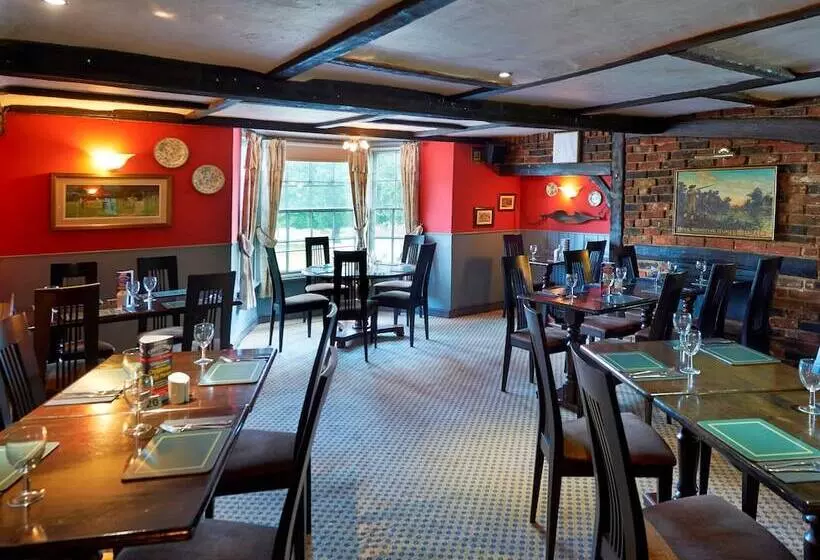 Отель Camden Arms