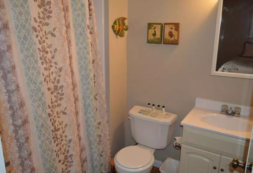 Hotel Canal Side Inn