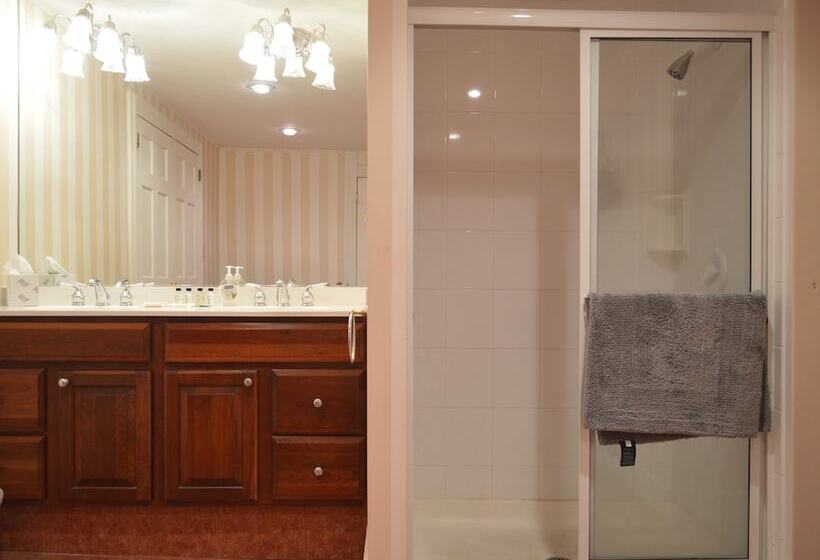 בית מלון כפרי Canal Side Inn