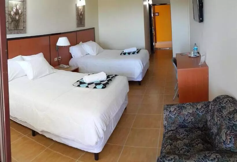 Отель Express Inn Coronado & Camping