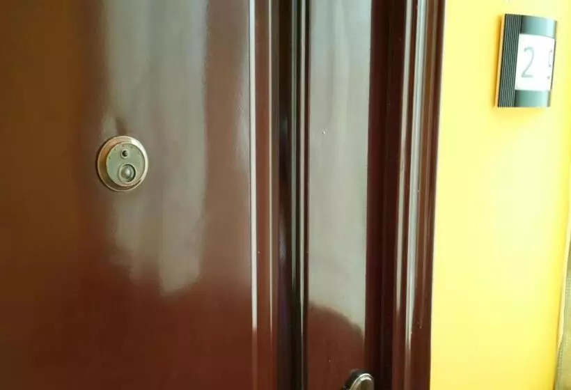 Отель Express Inn Coronado & Camping