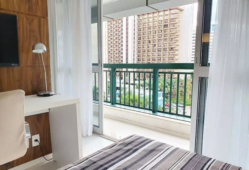 Hotel Fusion Hplus Express +