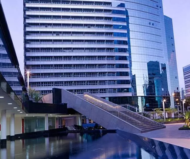 Hotel Fusion Hplus Express +