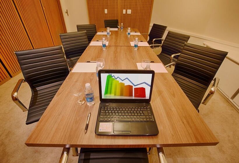 هتل Fusion Hplus Express +