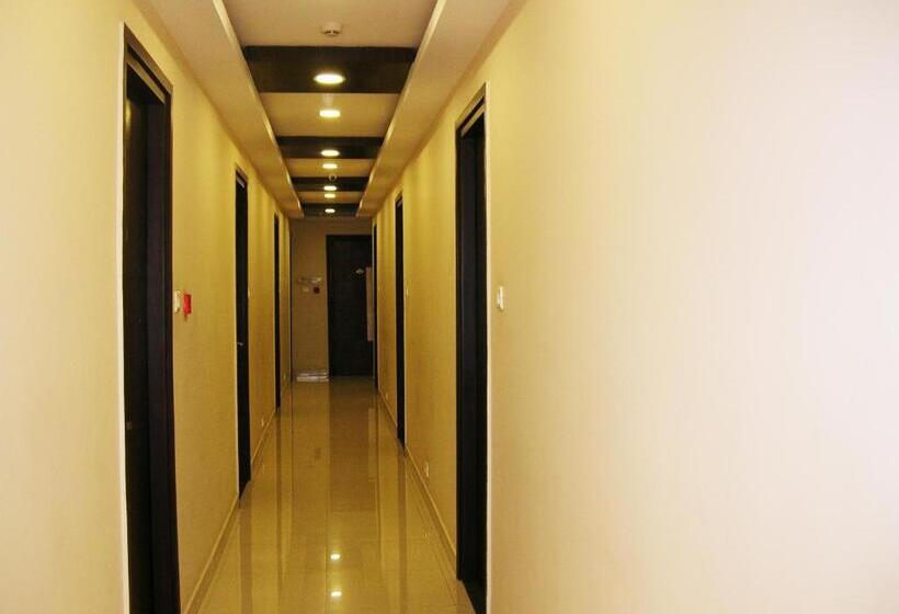 בית מלון כפרי Harsha Residency