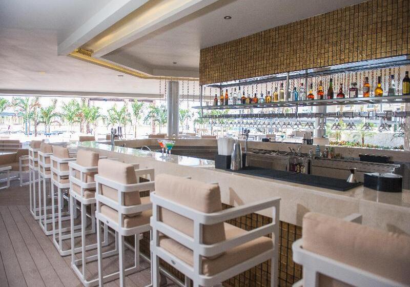 فندق Hideaway at Royalton Riviera Cancun, An Autograph Collection - All Inclusive Resort - Adults Only