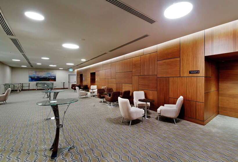 בית מלון כפרי Hilton Garden Inn Corlu