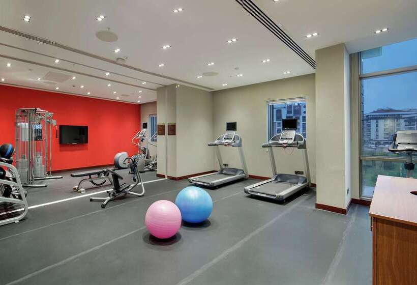 בית מלון כפרי Hilton Garden Inn Corlu