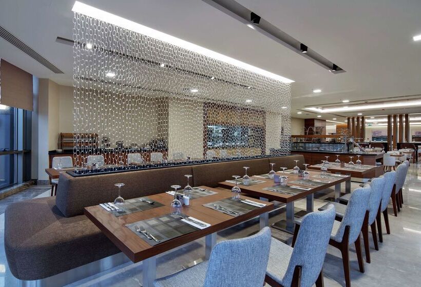 בית מלון כפרי Hilton Garden Inn Corlu