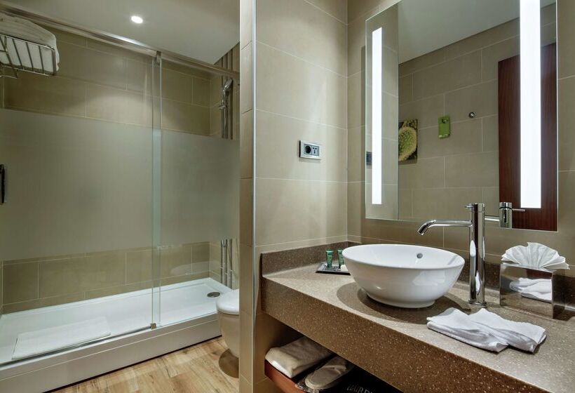 בית מלון כפרי Hilton Garden Inn Corlu