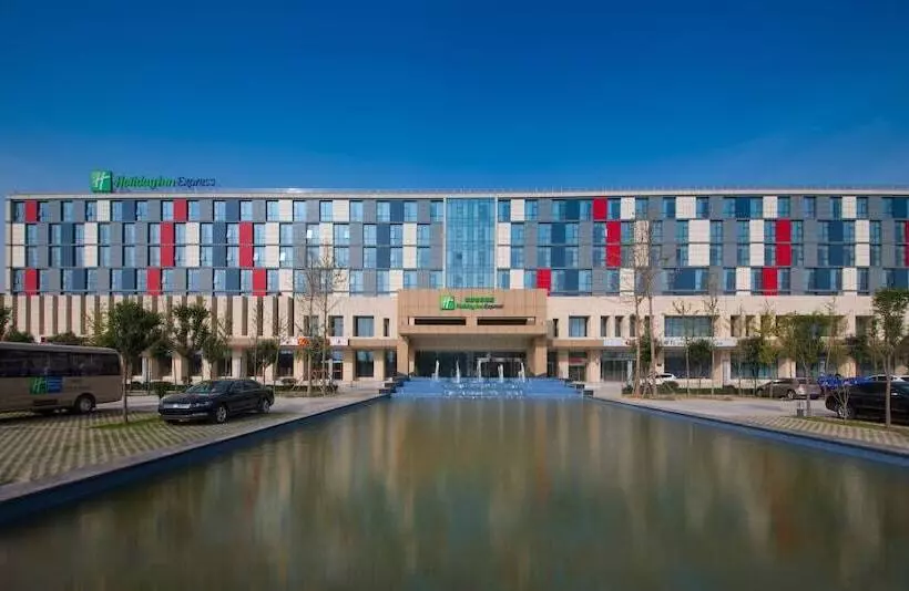 Hotel Holiday Inn Express Zhengzhou Airport, An Ihg