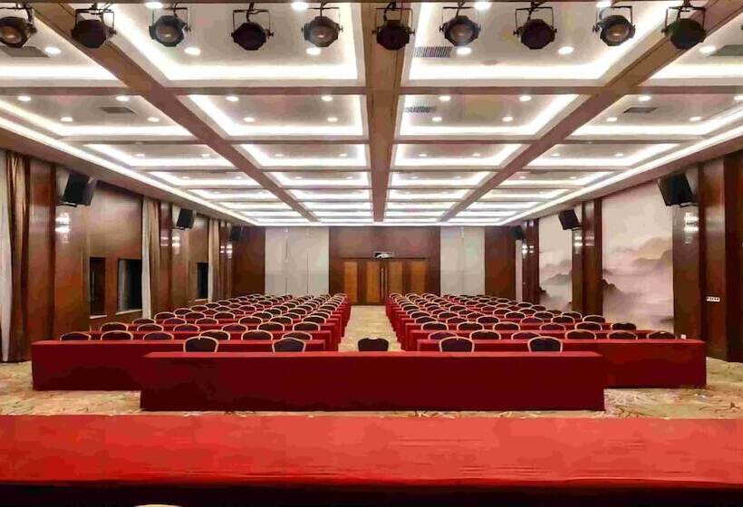 호텔 Holiday Inn Express Zhengzhou Airport, An Ihg