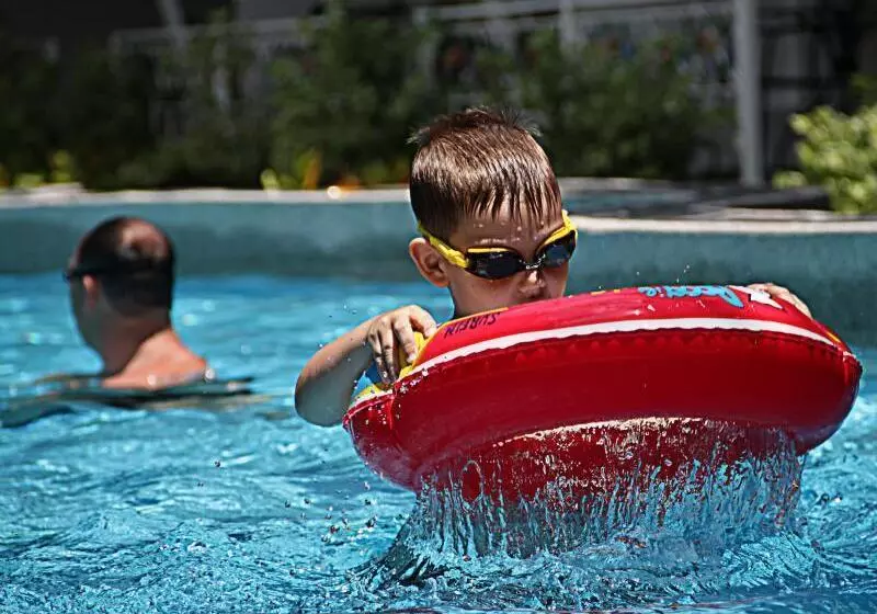 Отель Naka Resort