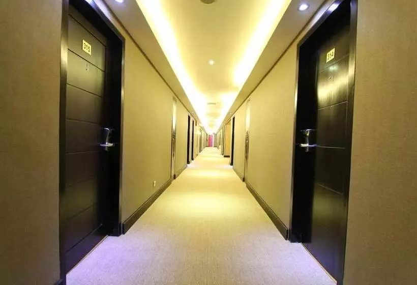 בית מלון כפרי Regent S Park