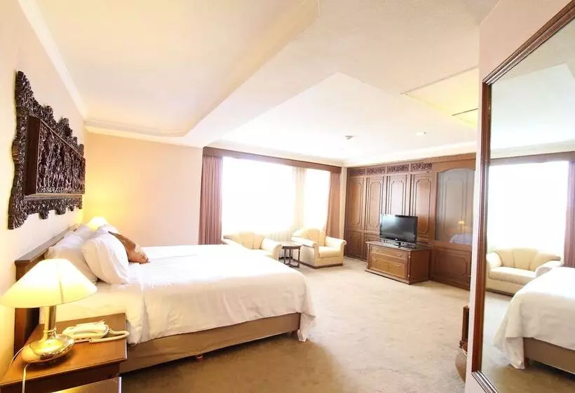 בית מלון כפרי Regent S Park