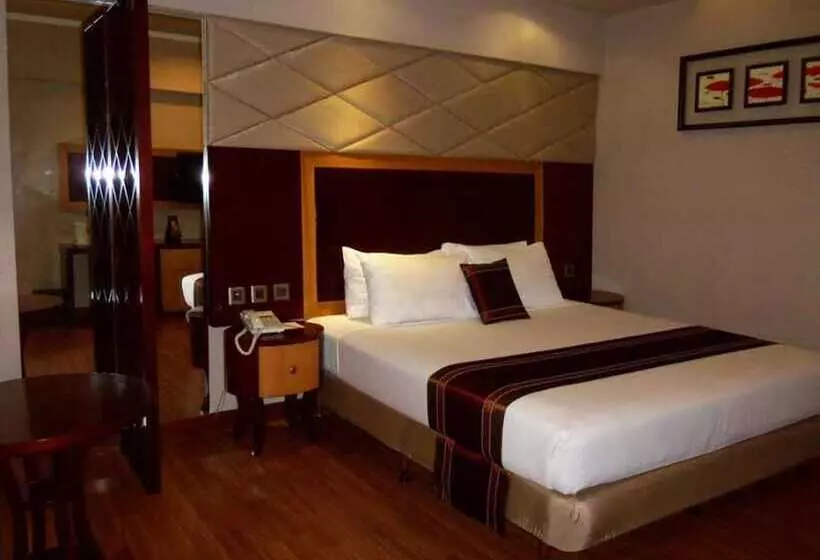 בית מלון כפרי Regent S Park