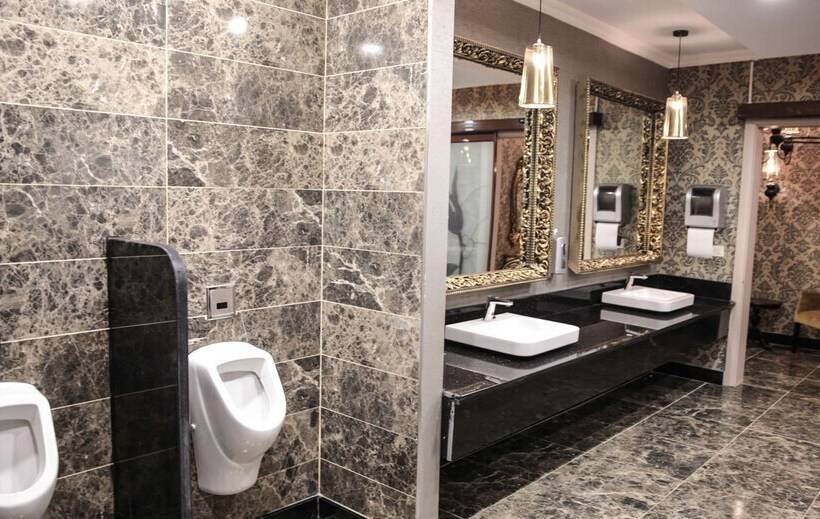 هتل Rezone Health & Oxygen