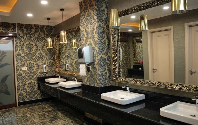 هتل Rezone Health & Oxygen