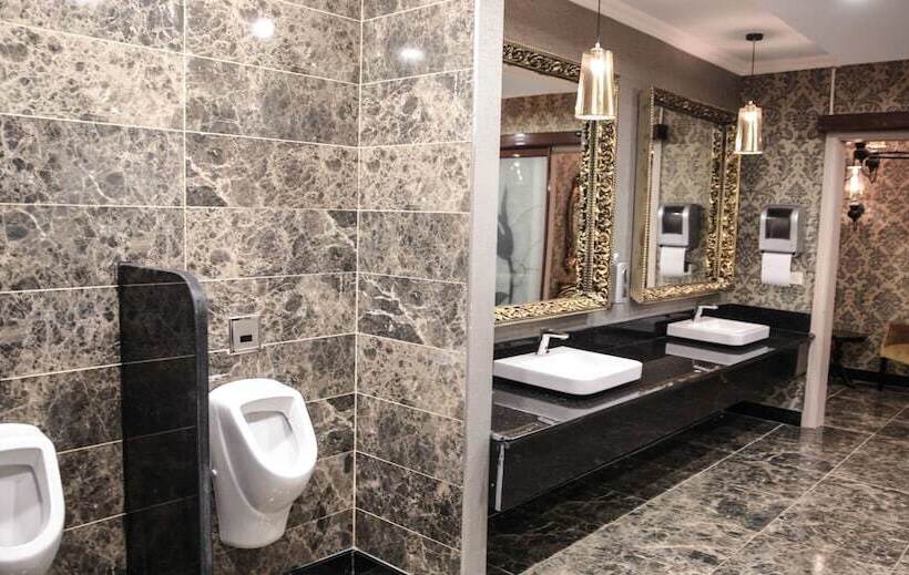 هتل Rezone Health & Oxygen