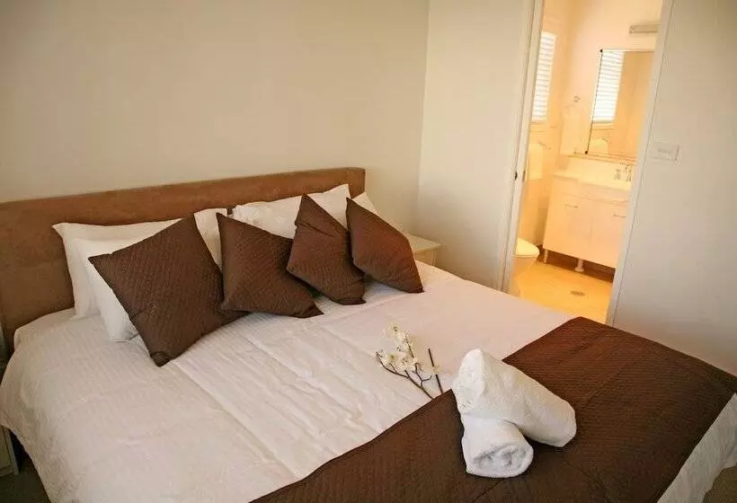 酒店 Surf Beach Holiday Park