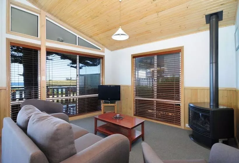 酒店 Surf Beach Holiday Park