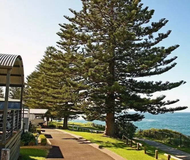 酒店 Surf Beach Holiday Park