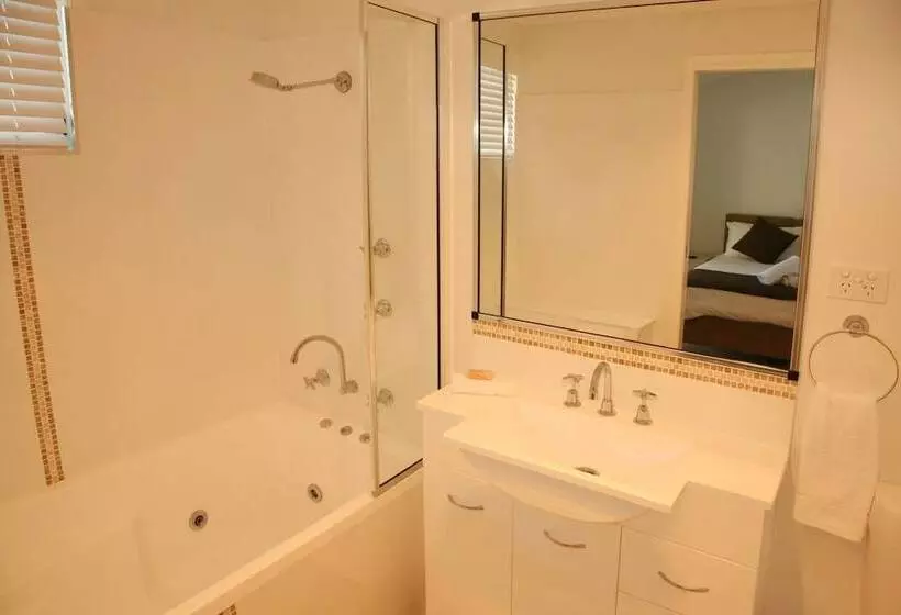 酒店 Surf Beach Holiday Park