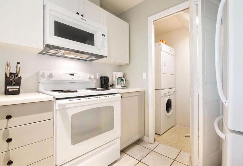 هتل Whistler Vacation Club At Twin Peaks