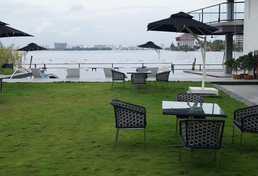 Hotel Xandari Harbour Fort Kochi
